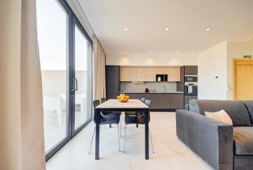 St. Andrew's Apartamento | Mayfair by Premier Suites MT