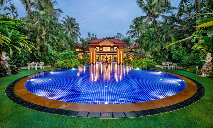 Jayadev Vihar Complejo | Mayfair Lagoon