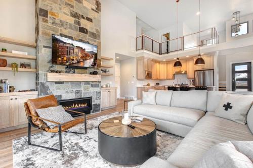 Park City Casa | Mayflower Lakeside 1032 by Moose Management