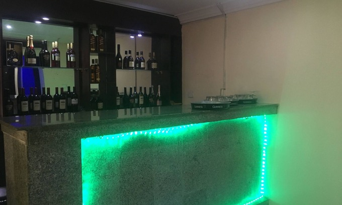 Ikeja Hotel | Mayors & Diplomat Suites Opebi