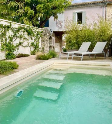 St.-Remy-de-Provence Casa | Mazet avec piscine, parking et clim dans le centre