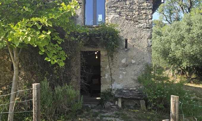 Montaren-et-Saint-Mediers Casa | Mazet at Clos d'Uzes Farm