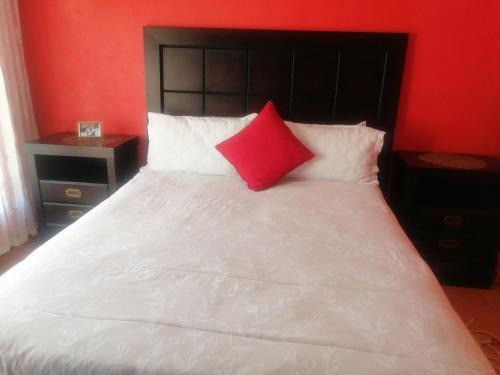 Bloemfontein Casa | Mbele's home stay