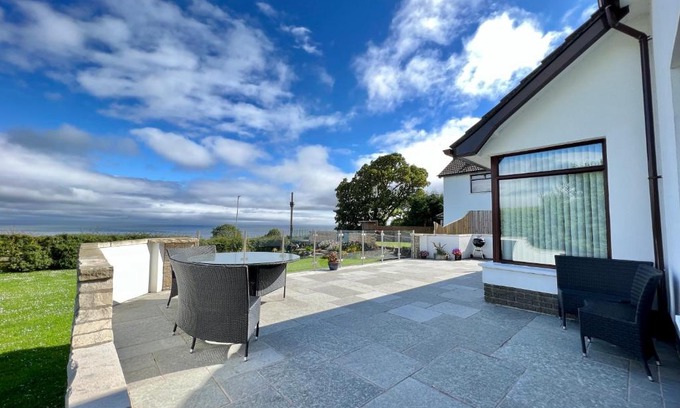 Larne Casa | McCareys Loanen Holiday Home