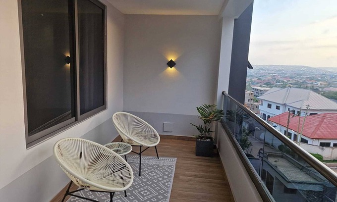 Mallam Apartamento | Mccarthy hill court luxury 2bed flat with stunning views of the city