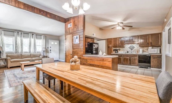 Whitehaven Casa | Mccorkle Retreat