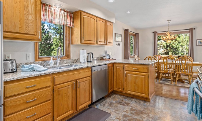 Aspen Brook Casa | Mcdermott Base Camp Vacation Rental By Estes Park Homes 4 Bedroom Home