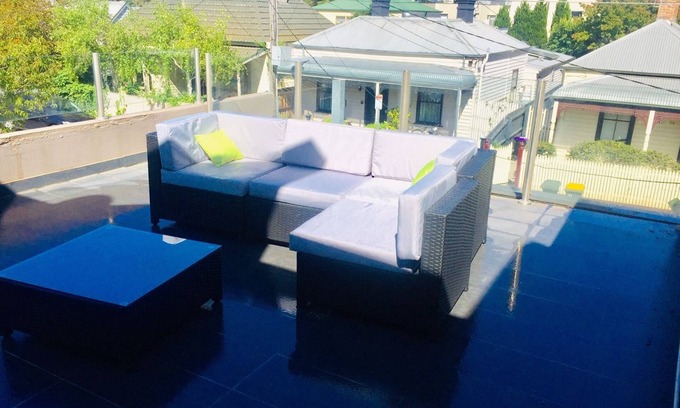 Richmond Casa | MCG 2.7km away, spacious townhouse. Amazing city views, huge balcony!
