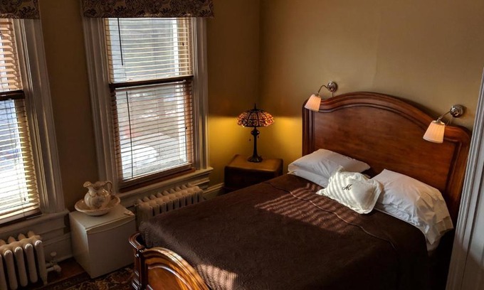 Downtown Ottawa Cama Y Desayuno | McGee's Inn