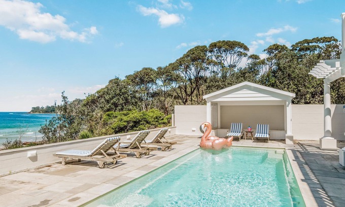 Narrawallee Casa | McGrath welcomes you to Kids Beach