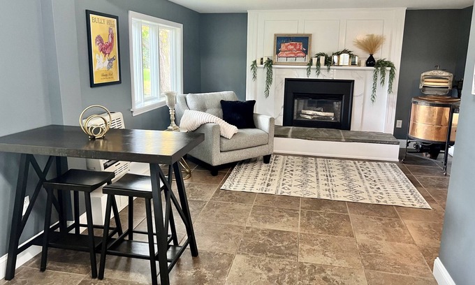 Lima Apartamento | McIntee Manor on East Main