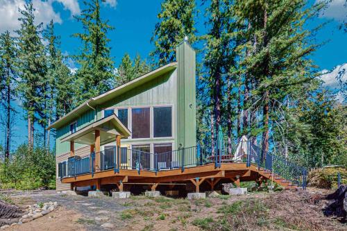 Vida Casa | McKenzie River Retreat