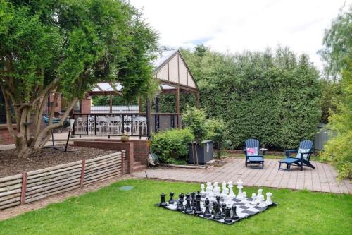 McLaren Vale Casa | McLaren Vale Tudor Home