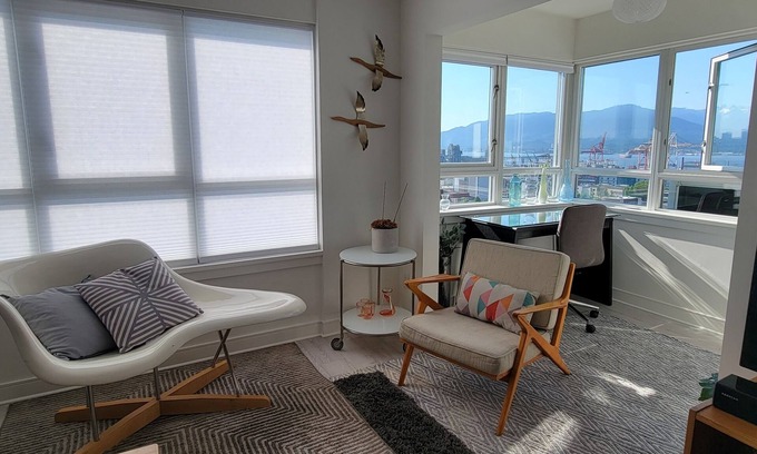 Grandview-Woodland Apartamento | Century Sky puerto moderno mediados