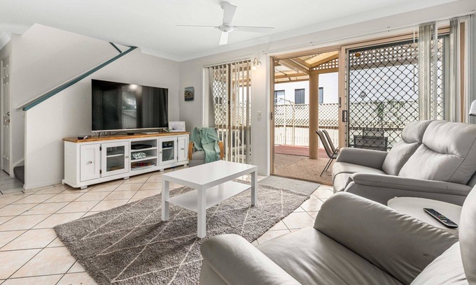 Redcliffe Apartamento | McNaughton Townhouse
