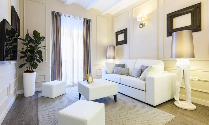 La Roqueta Apartamento | MD Pelayo center with terrace