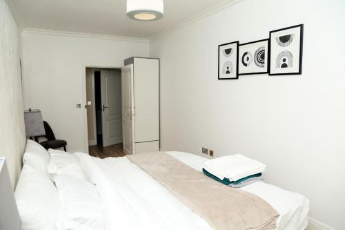 Manchester Apartamento | MDZ Luxe Stays-Sleeps 6