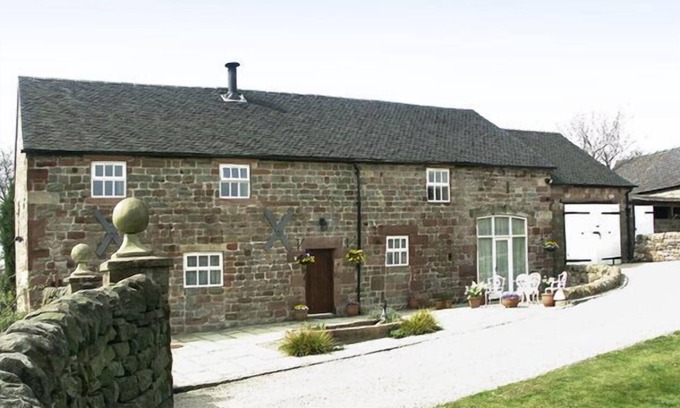 Ipstones Cabaña | Meadow Place, IPSTONES