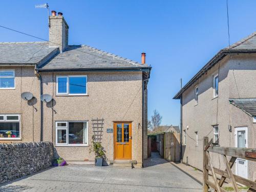 Buxton Casa | Meadow View