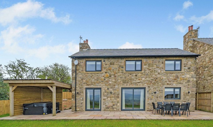 Blackburn Cabaña | Meadow View - UK49066