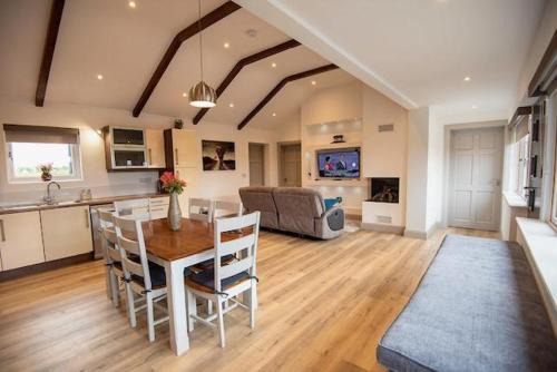 Castlemartyr Casa | MEADOWLANE LODGE