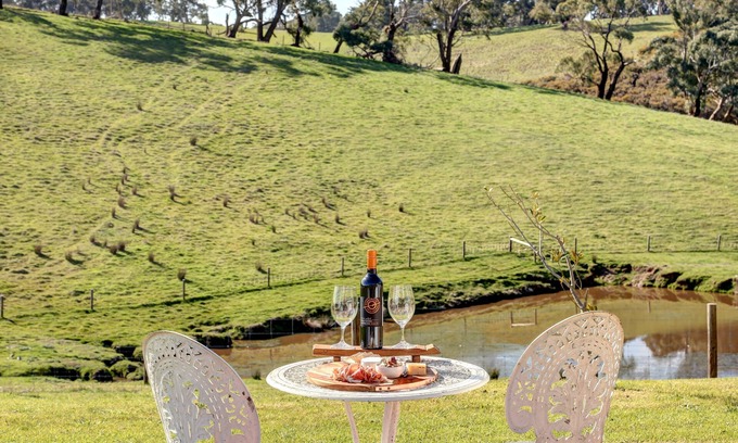 Kuitpo Cabaña | Meadows Farmhouse - Adelaide Hills