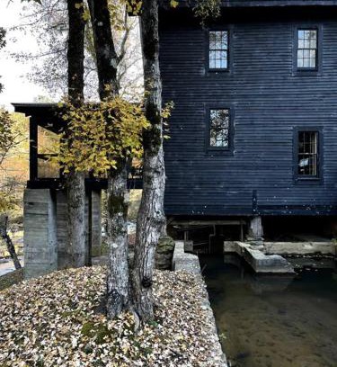 Lee County Casa | Meadows Mill House III