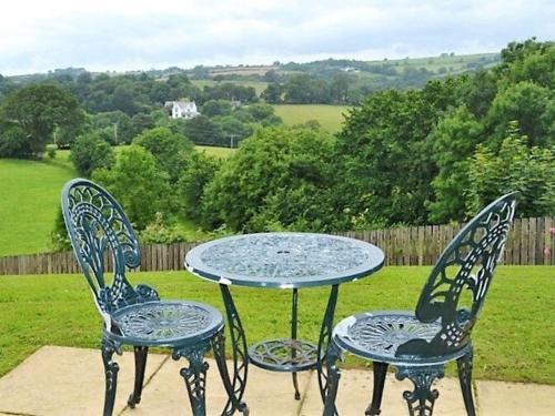 Fowey Casa | Meadowside Apartment