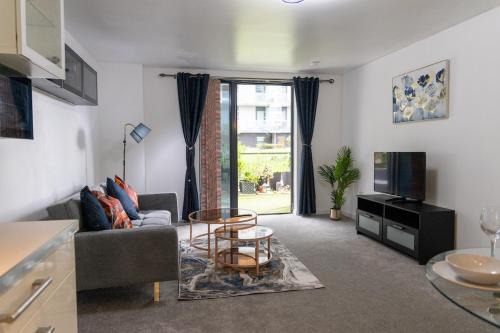 North West Apartamento | Meadowside Quay 2BR Luxurious Apartment