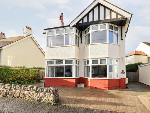 Rhos on Sea Casa | Meadway House