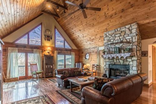 Seven Devils Casa | Meagan's Loft