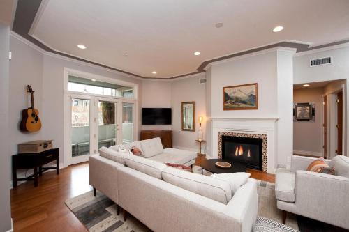 Historic Downtown Durango Casa | Mears House Unit 1A