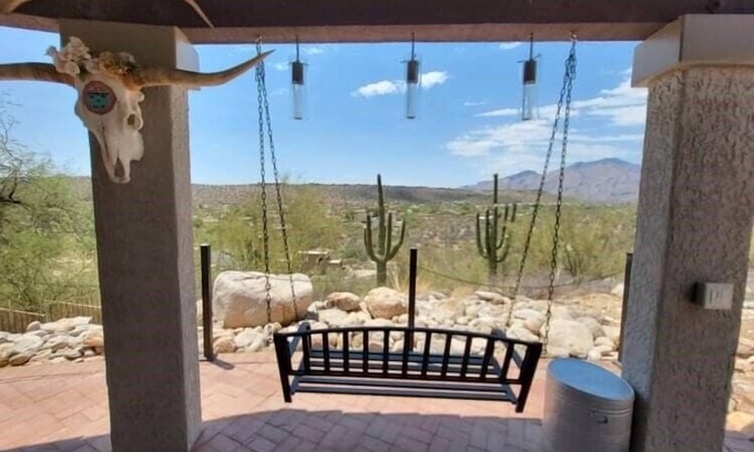 Tucson Casa | MeCasa SuCasa - Unique, seclude home nestled in the Beautiful Foothills