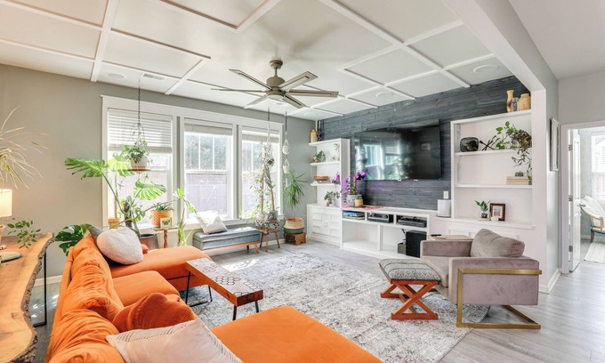 Moncks Corner Casa | Media Room & Yard: Modern Moncks Corner Home