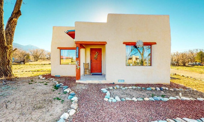 Taos Casa | Medina Casita