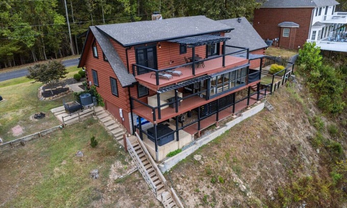 Jones Mills Casa | Medinah Sunset Cabin