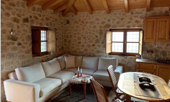 Ermionida Casa | Meditation Olive House
