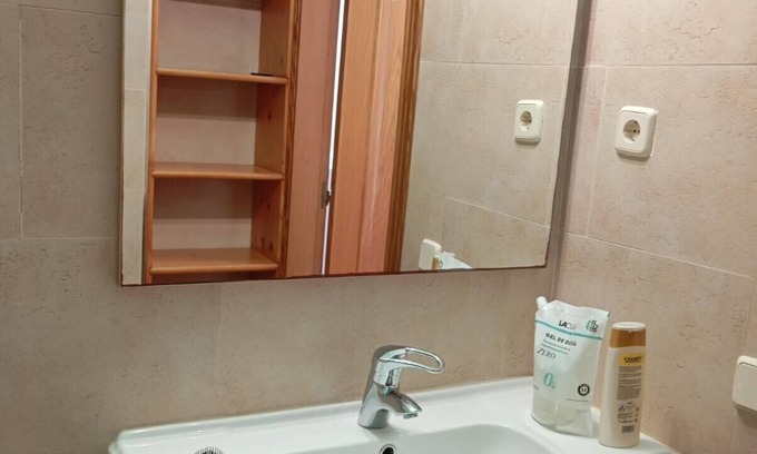 Tarragona Apartamento | MEDITERRANEAN SEA&FOREST...LESS THAN 1 KM FROM THE PLAYA LARGA!!