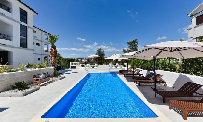 Petrcane Apartamento | Mediterraneo Garden Apartments