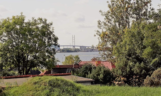 Altefaehr Apartamento | MeerZeit-modern vacation apartment with a view of the sea and Stralsund