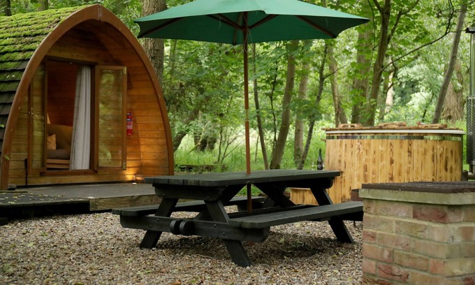 Aldborough Cabina | Pod-Lujoso-Baño en la habitacion-Vista al bosque
