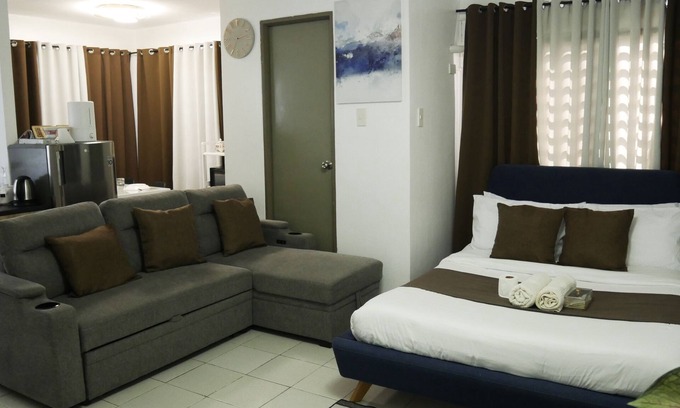 Balibago Condominio | Megan Montagne Suite with AC and WiFi in marvelous City of Santa Rosa