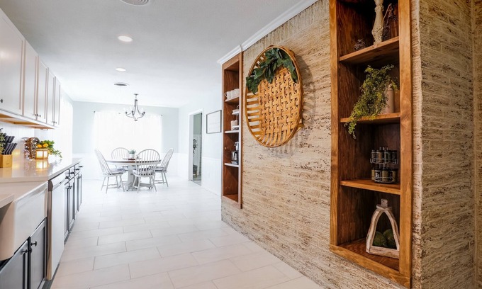 Lubbock Casa | Melanie Park Raider Cottagecore Design 4/3