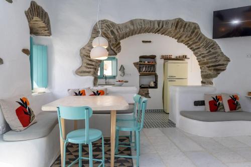 Megas Yialos-Nites Casa | Melina house Platia Tinos