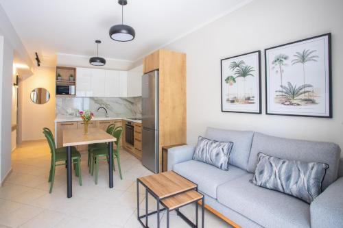 Vassiliki Casa | Melissa Zoe House