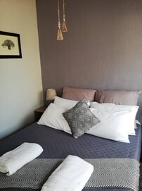 Nelspruit Casa | @ Melkweg is situated in Nelspruit , close to Kruger park and Mozambique. in Nelspruit
