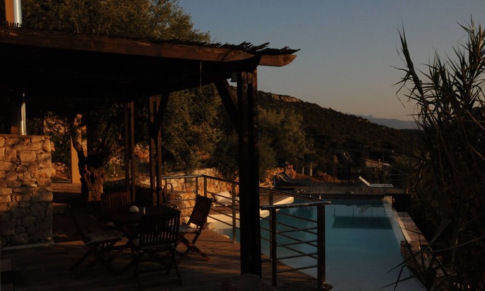 Alyki Casa | casa de vacaciones Melolia A2 con piscina y vistas fabulosas
