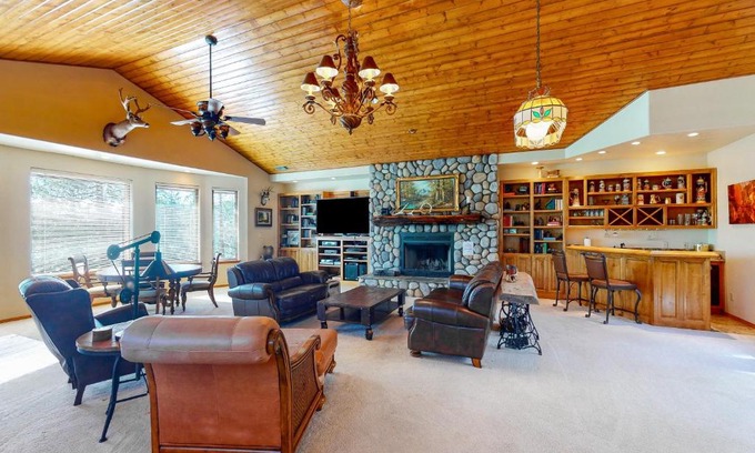 Bass Lake Casa | Melvin Lakeview