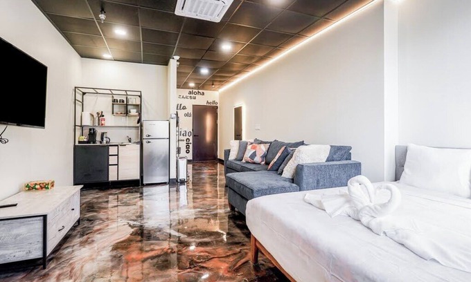 North Oakland Apartamento | Melwood Suites Unit 105 Studio
