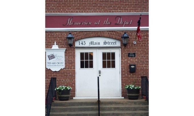 Woodville Casa | Memories at the Depot